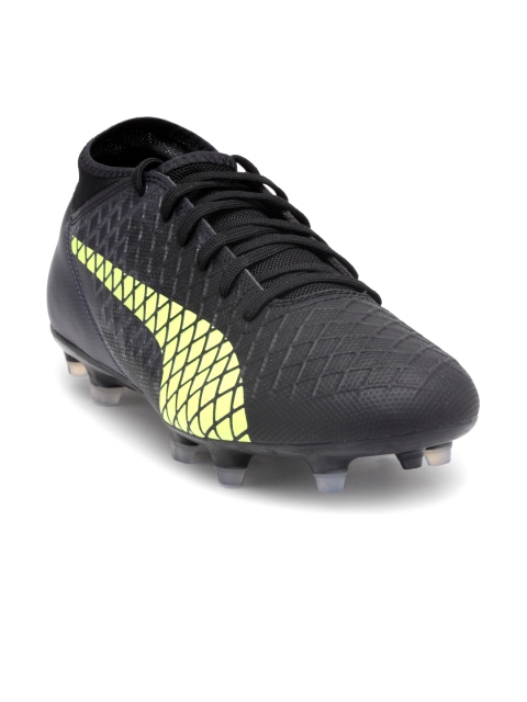 

Puma Men Black Football Shoes