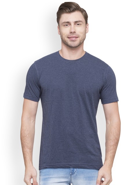 

Globus Men Blue Solid Round Neck T-shirt