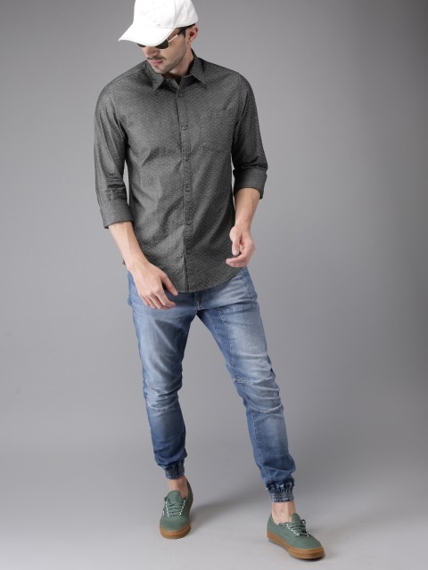 

HERE&NOW Men Grey Regular Fit Self-Design Casual Shirt