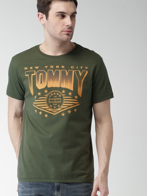 

Tommy Hilfiger Men Olive Green Printed Round Neck T-shirt