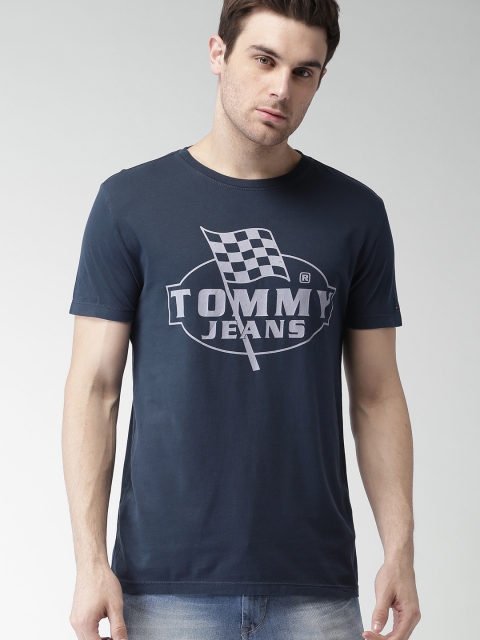 

Tommy Hilfiger Men Navy Blue Printed Round Neck T-shirt