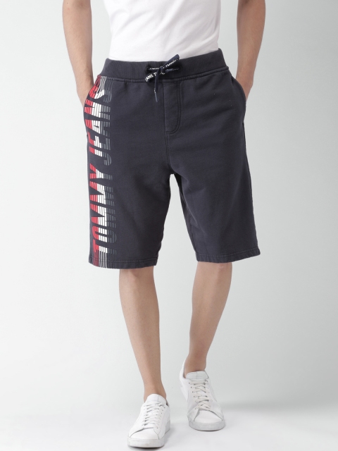 

Tommy Hilfiger Men Blue Printed Sports Shorts