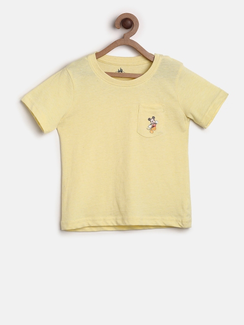 

Juniors by Lifestyle Boys Yellow Solid Round Neck T-shirt