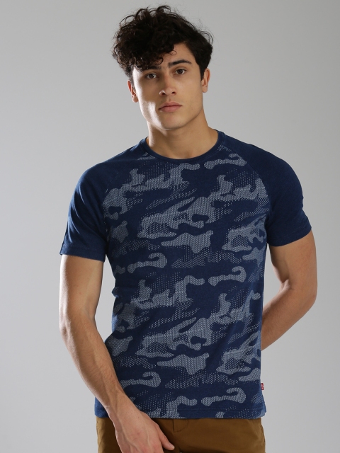 

Levis Men Blue Self-Design Round Neck T-shirt