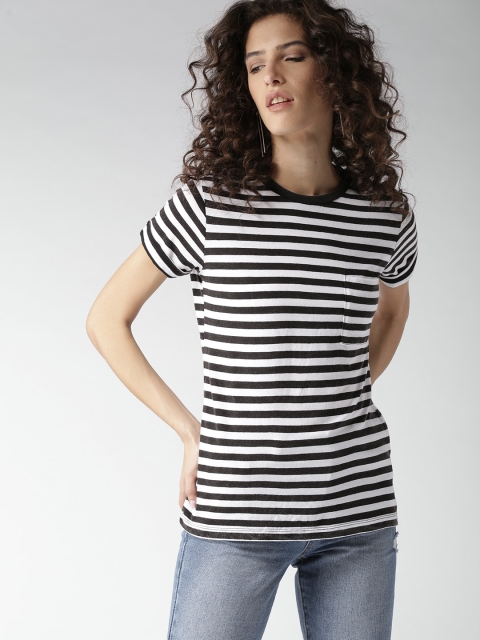 

FOREVER 21 Women Black & White Striped Round Neck T-shirt