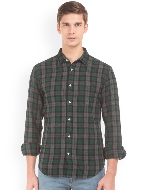 

Aeropostale Men Green & Grey Regular Fit Checked Casual Shirt