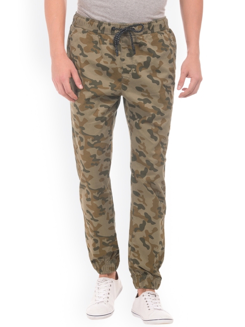 

Aeropostale Men Green & Multicoloured Regular Fit Printed Joggers