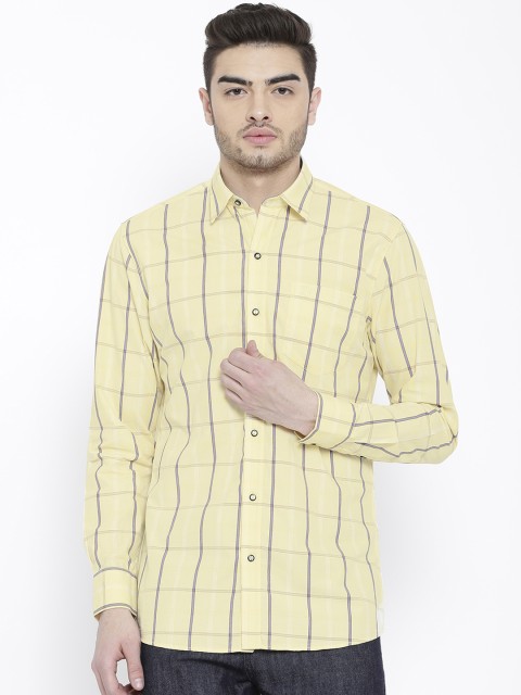 

Duke Men Yellow Smart Regular Fit Checked Casual Shirt