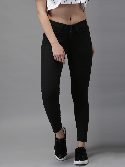 

HERE&NOW Women Black Skinny Fit Mid-Rise Clean Look Stretchable Cropped Jeans
