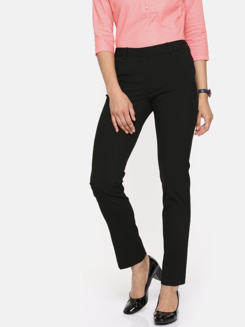 

Arrow Woman Black Original Tapered Fit Solid Regular Trousers