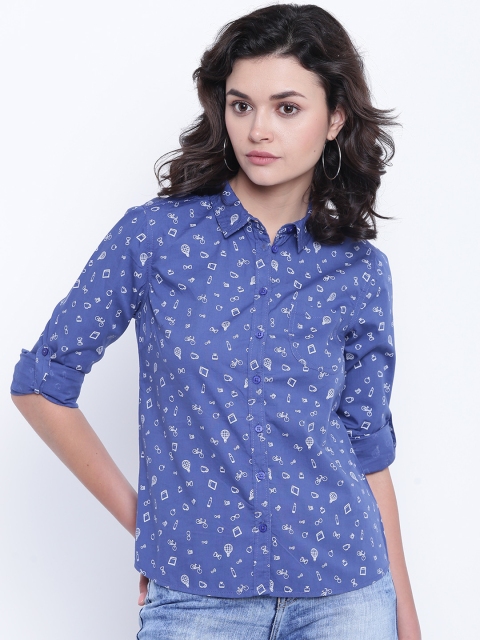 

People Women Red Regular Fit Printed Casual Shirt