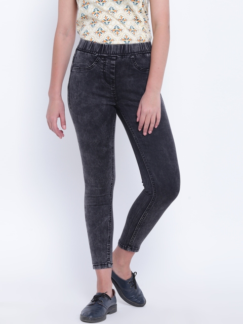 

People Women Blue Skinny Fit Low-Rise Mildly Distressed Stretchable Jeans