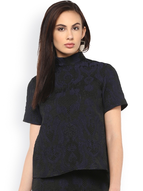 

Kazo Women Black & Navy Blue Printed Boxy Top