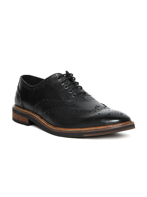 

Levis Men Black Leather Brogues