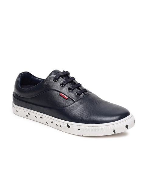 

Levis Men Navy Leather Sneakers, Navy blue