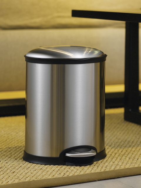 

Obsessions High Quality Silver-Toned Stainless Steel Step Bin