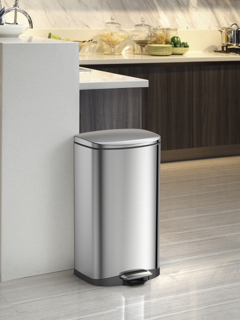 

Obsessions High Quality Silver-Toned Stainless Steel Step Bin