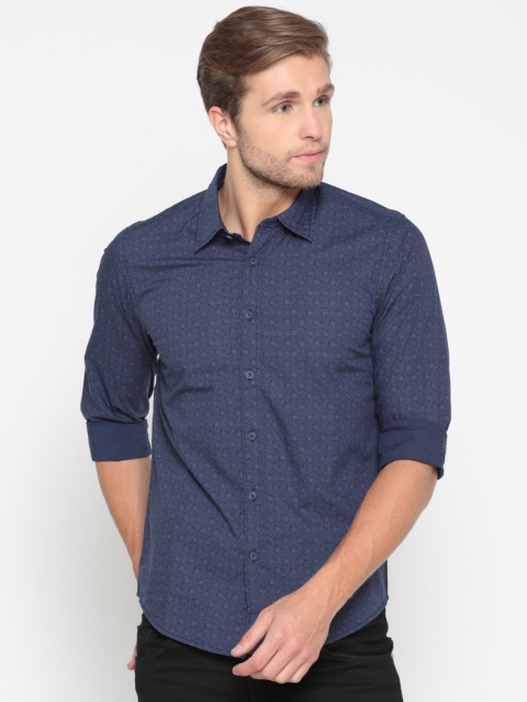 

Pepe Jeans Men Blue Regular Fit Printed Casual Shirt