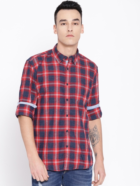 

Pepe Jeans Men Red & Navy Blue Regular Fit Tartan Checks Casual Shirt