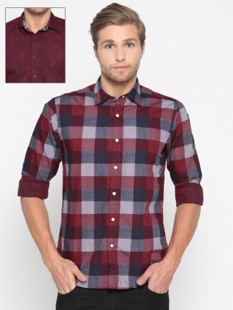 

Pepe Jeans Men Red & Blue Regular Fit Checked Reversible Casual Shirt