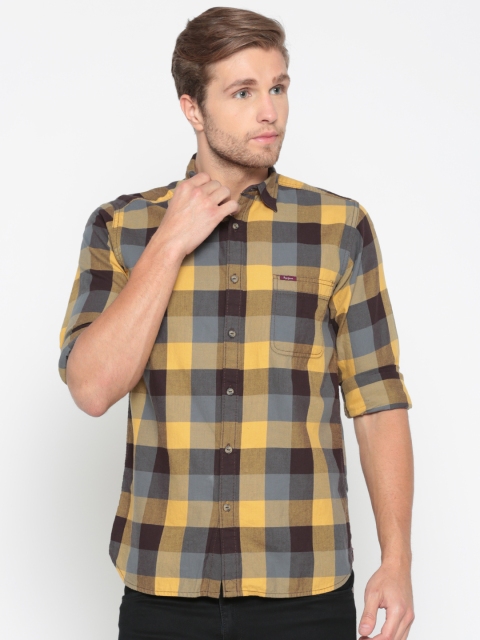 

Pepe Jeans Men Mustard & Grey Regular Fit Checked Casual Shirt