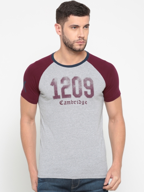 

Pepe Jeans Men Grey Melange & Burgundy Printed T-shirt