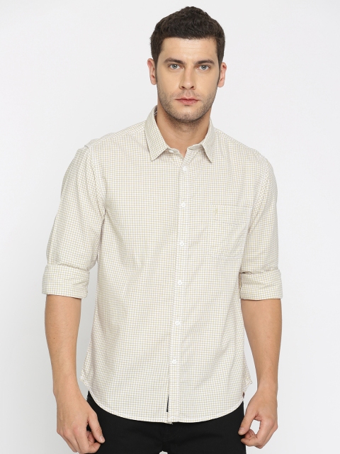 

Indian Terrain Men White & Beige Slim Fit Checked Casual Shirt