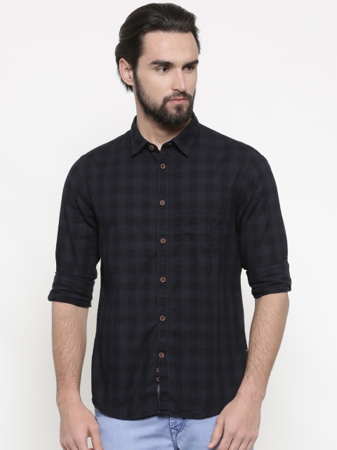 

Indian Terrain Men Navy Chiseled Slim Fit Checked Casual Shirt, Navy blue