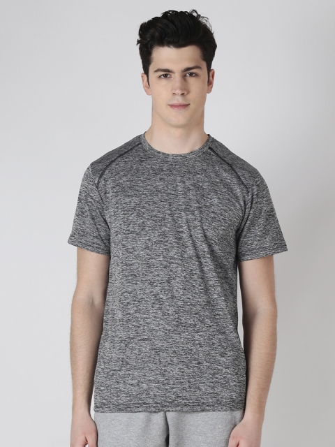 

Alcis Men Grey Solid Round Neck T-shirt