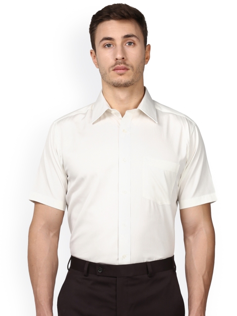 

Park Avenue Men Off-White Regular Fit Solid Formal Shirt