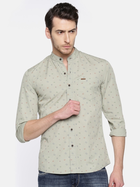 

Wrangler Men Olive Green Slim Fit Printed Casual Shirt
