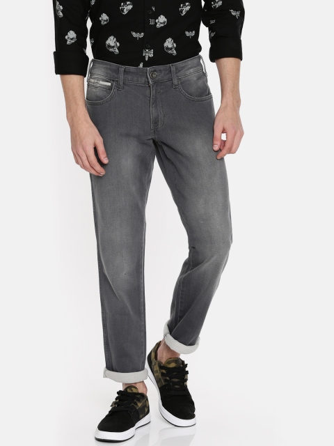 

Wrangler Men Grey Tapered Fit Low-Rise Clean Look Stretchable Jeans