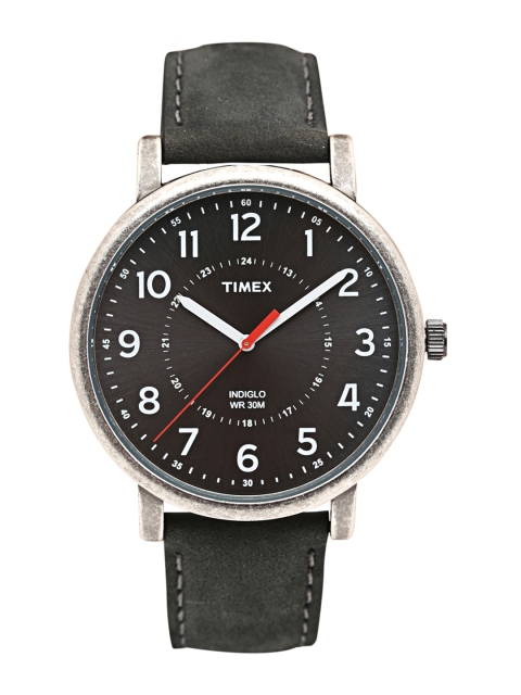 

Timex Men Black Analogue Watch T2P219