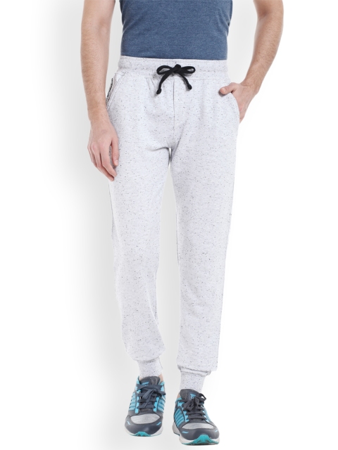 

AVOQ White Joggers