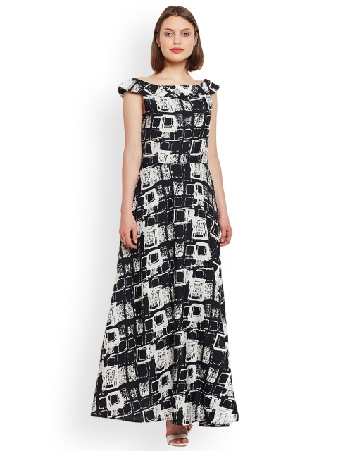 

Latin Quarters Women Black & White Printed Maxi Dress