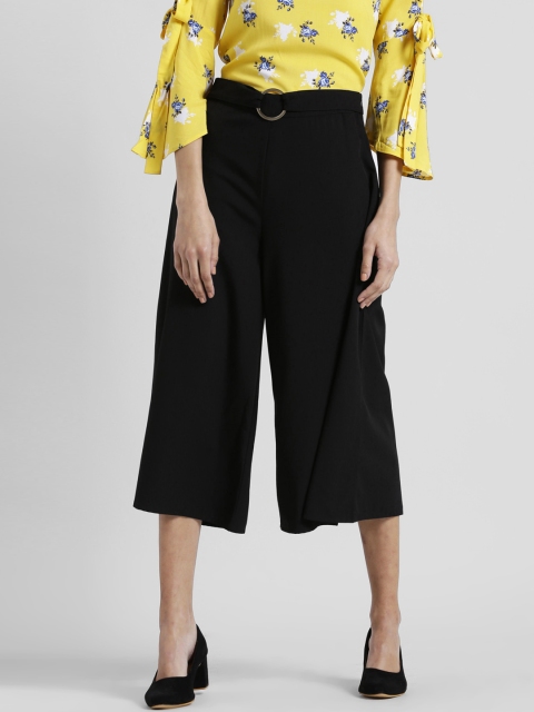 

Zink London Women Black Relaxed Flared Solid Culottes