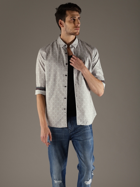 

Flying Machine Men Grey Slim Fit Printed Casual Shirt