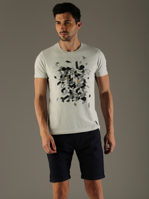 

Flying Machine Men Grey Printed Round Neck Pure Cotton T-shirt