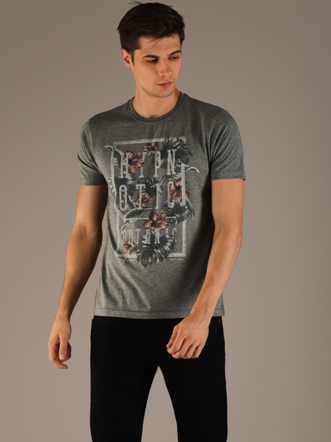 

Flying Machine Men Grey Printed Round Neck T-shirt