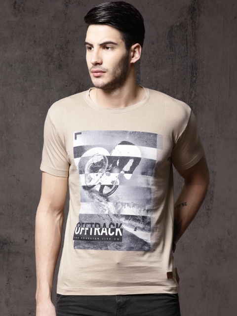 

Roadster Men Beige Printed Round Neck T-shirt