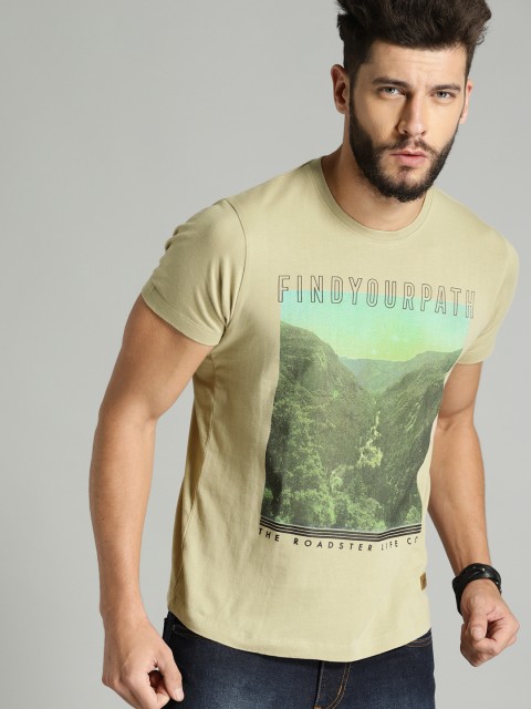 

Roadster Men Beige Printed Round Neck T-shirt
