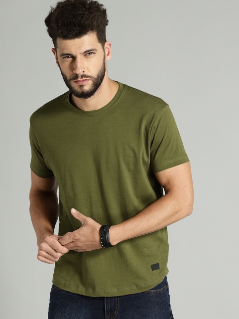 

Roadster Men Olive Green Solid Round Neck T-shirt