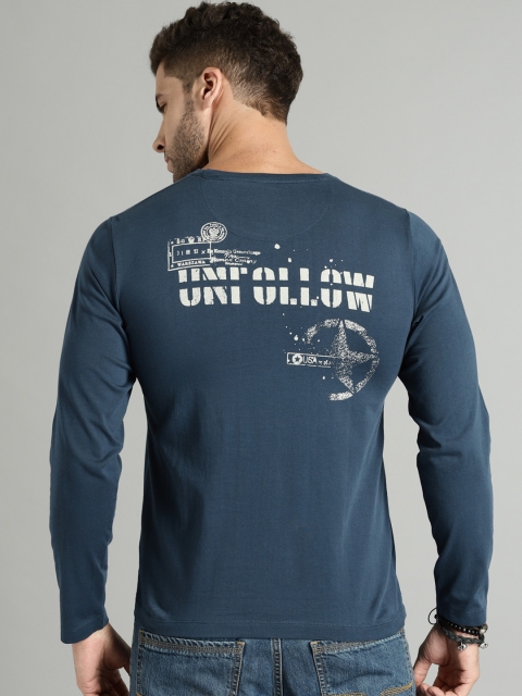 

Roadster Men Blue Printed Round Neck T-shirt