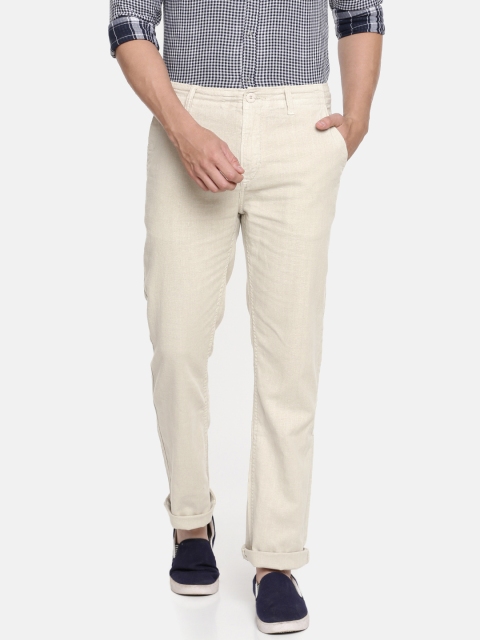 

Timberland Men Beige Regular Fit Solid Regular Trousers
