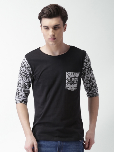 

Blue Saint Men Black Solid Round Neck T-shirt