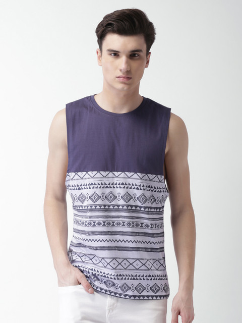 

Blue Saint Men Blue Printed Round Neck T-shirt