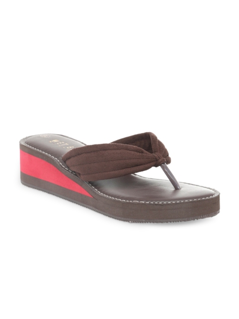 

Wet Blue Women Coffee Brown Solid Sandals