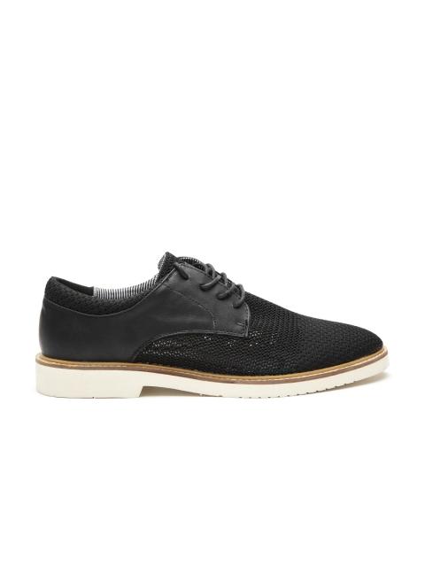 

United Colors of Benetton Men Black Derbys