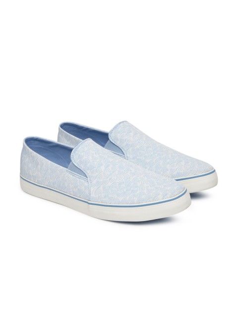

United Colors of Benetton Men White & Blue Printed Slip-On Sneakers