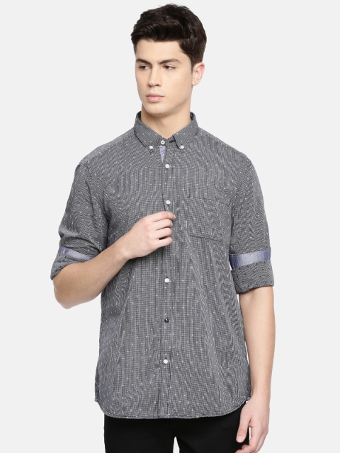 

Blackberrys Men Navy Blue & White Slim Fit Checked Casual Shirt